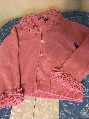 Vintage Y2K NWT Reference Point Fun and Cozy Pink Shaggy Fringe Button Cardigan